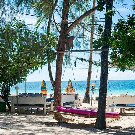 Soul Breeze Beach Resort ディアニ・ビーチ エクステリア 写真