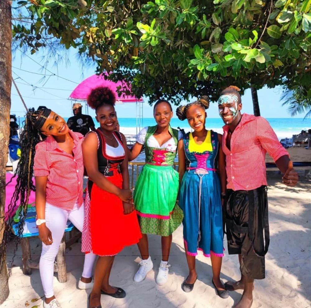 Soul Breeze Beach Resort ディアニ・ビーチ エクステリア 写真