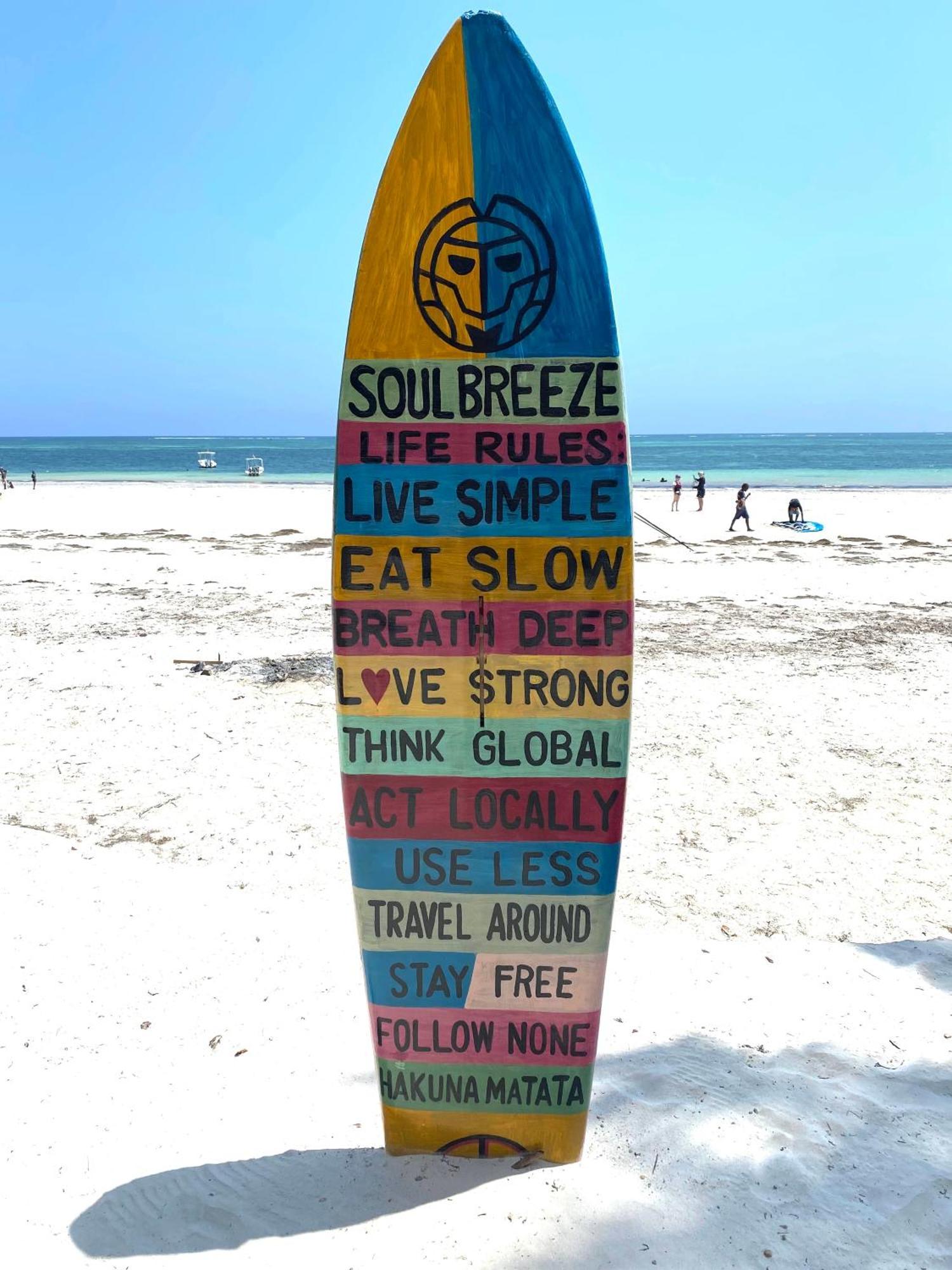 Soul Breeze Beach Resort ディアニ・ビーチ エクステリア 写真