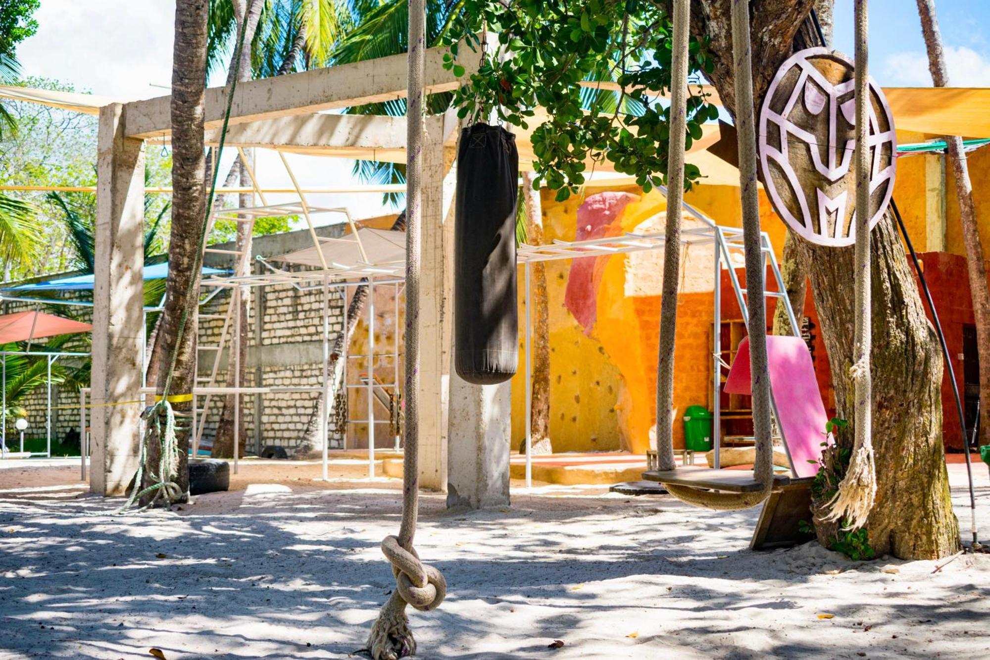 Soul Breeze Beach Resort ディアニ・ビーチ エクステリア 写真